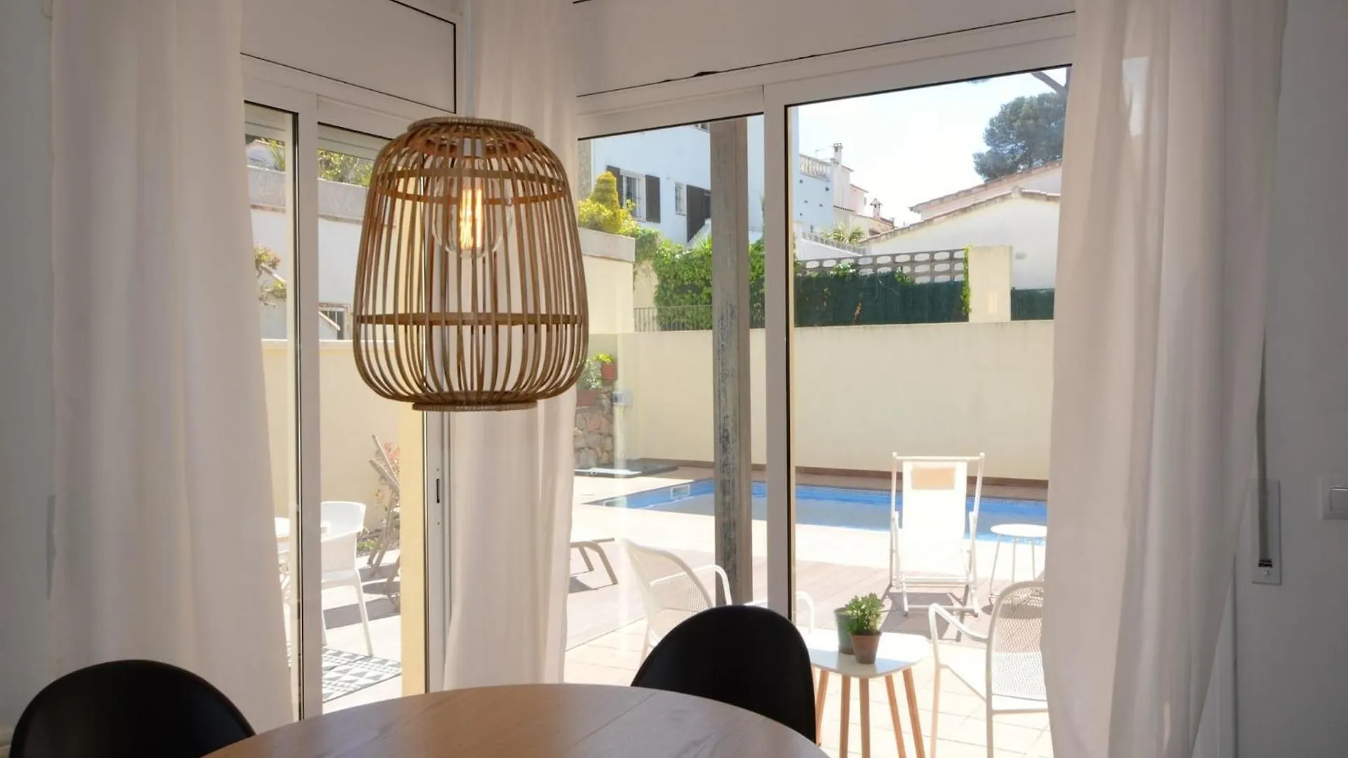 Villa Piscina Privada Cossis L'Escala Spain